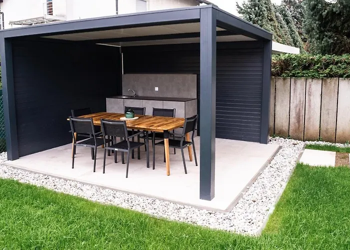 Urban - Quiet & Free Parking *