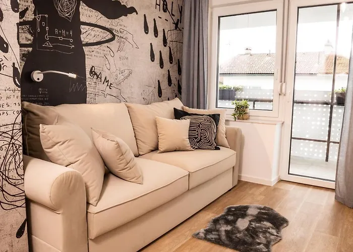 Urban - Quiet & Free Parking * לובליאנה