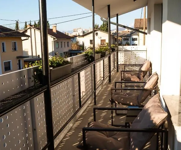 Apartman Urban - Quiet & Free Parking