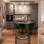 Appartamento Urban - Quiet & Free Parking *